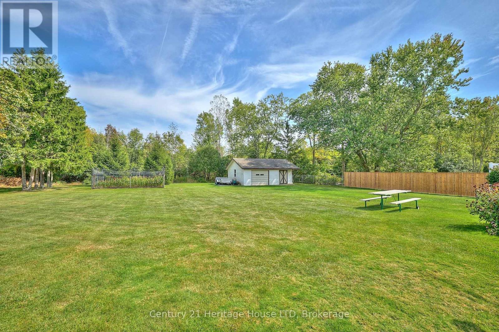 544 Rosehill Road, Fort Erie, Ontario  L2A 5M4 - Photo 35 - X12413166
