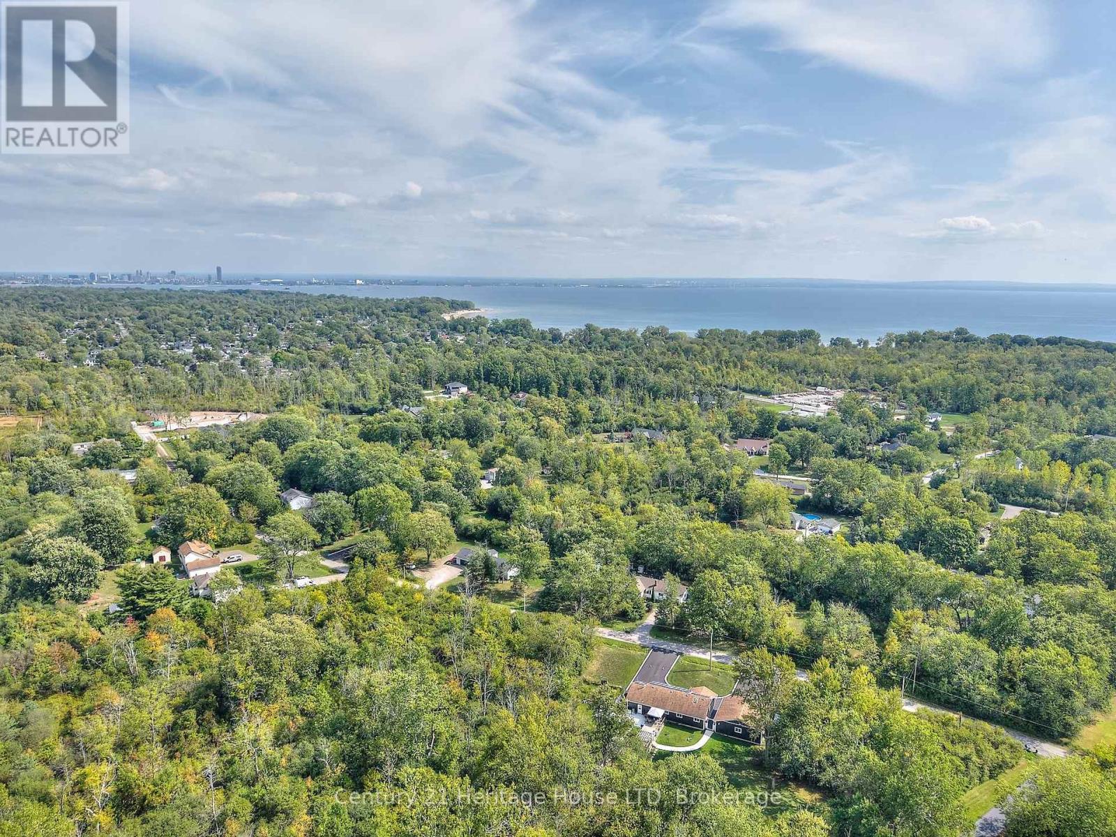 544 Rosehill Road, Fort Erie, Ontario  L2A 5M4 - Photo 44 - X12413166