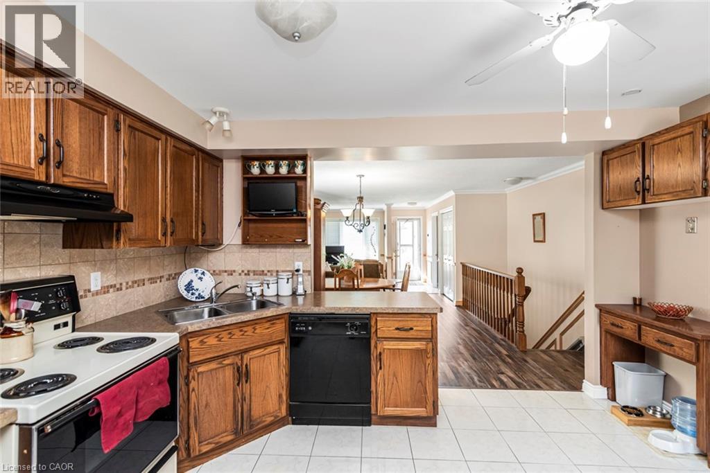 10 Wentworth Drive Unit# 36, Grimsby, Ontario  L3M 5G3 - Photo 10 - 40771399