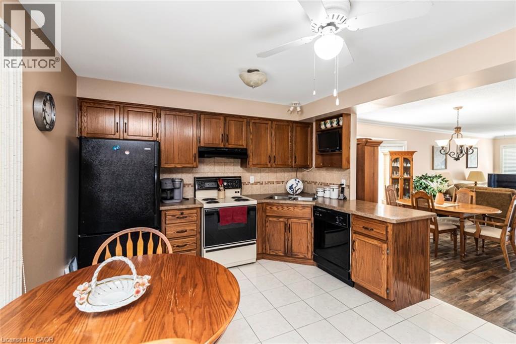 10 Wentworth Drive Unit# 36, Grimsby, Ontario  L3M 5G3 - Photo 11 - 40771399