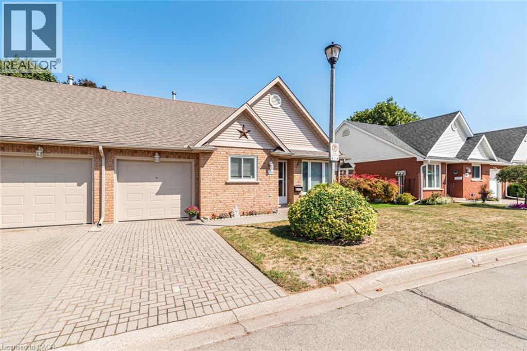 10 Wentworth Drive Unit# 36, Grimsby, Ontario  L3M 5G3 - Photo 3 - 40771399