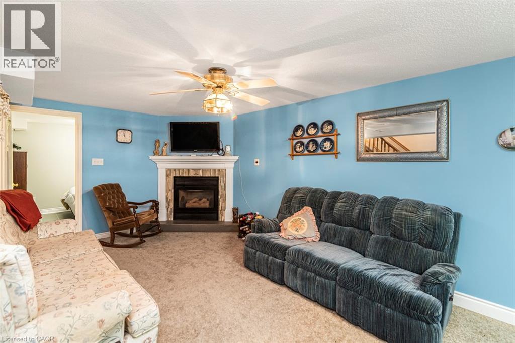 10 Wentworth Drive Unit# 36, Grimsby, Ontario  L3M 5G3 - Photo 36 - 40771399