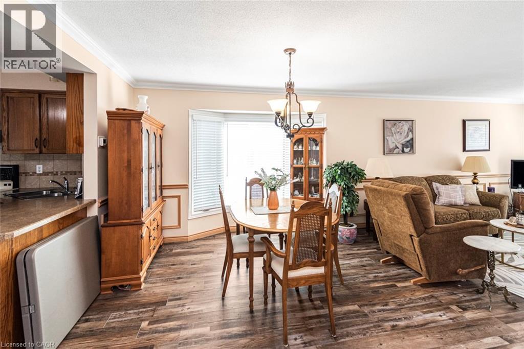 10 Wentworth Drive Unit# 36, Grimsby, Ontario  L3M 5G3 - Photo 8 - 40771399