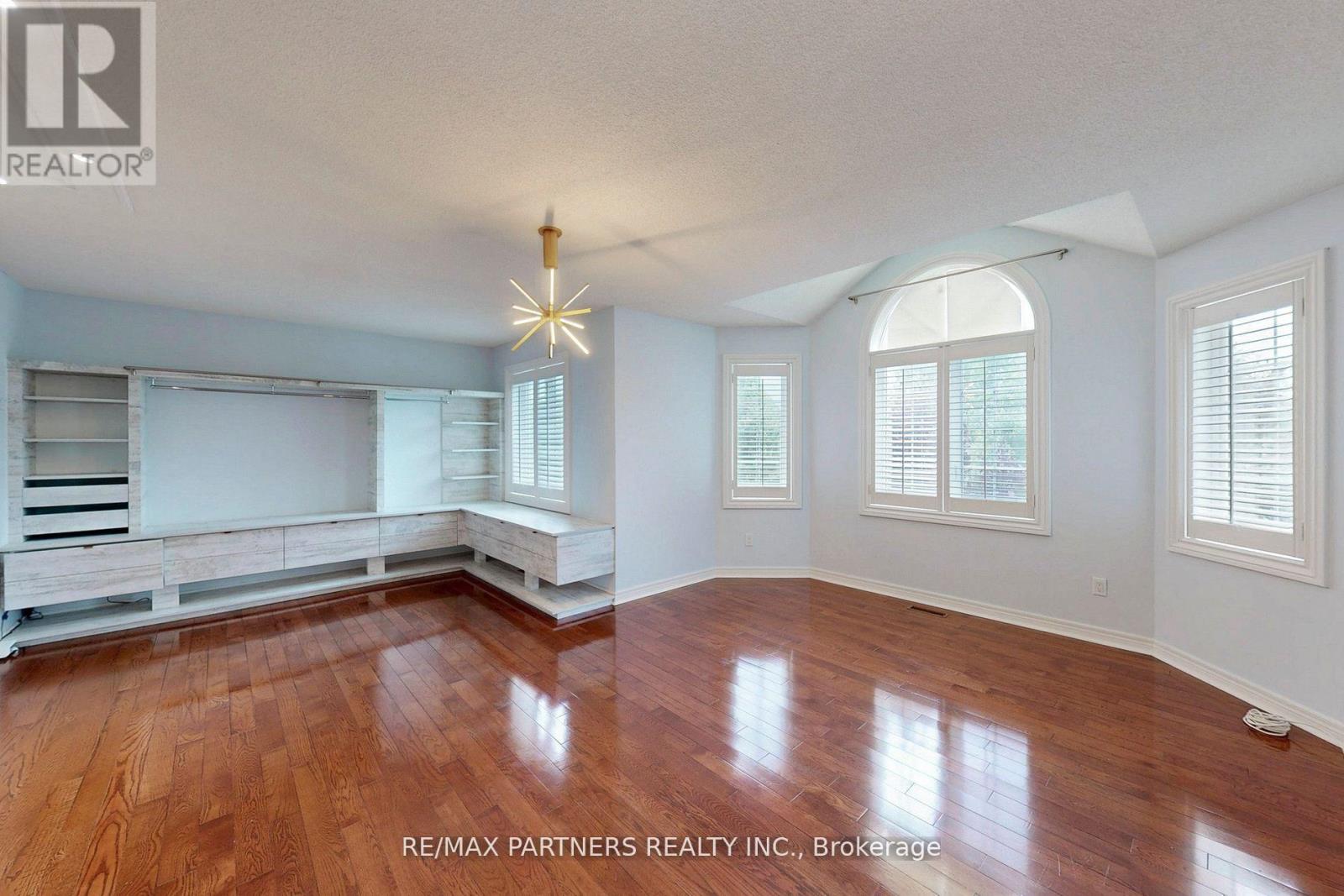 31 Eyer Drive, Markham (Cachet), Ontario  L6C 1T8 - Photo 26 - N12412944