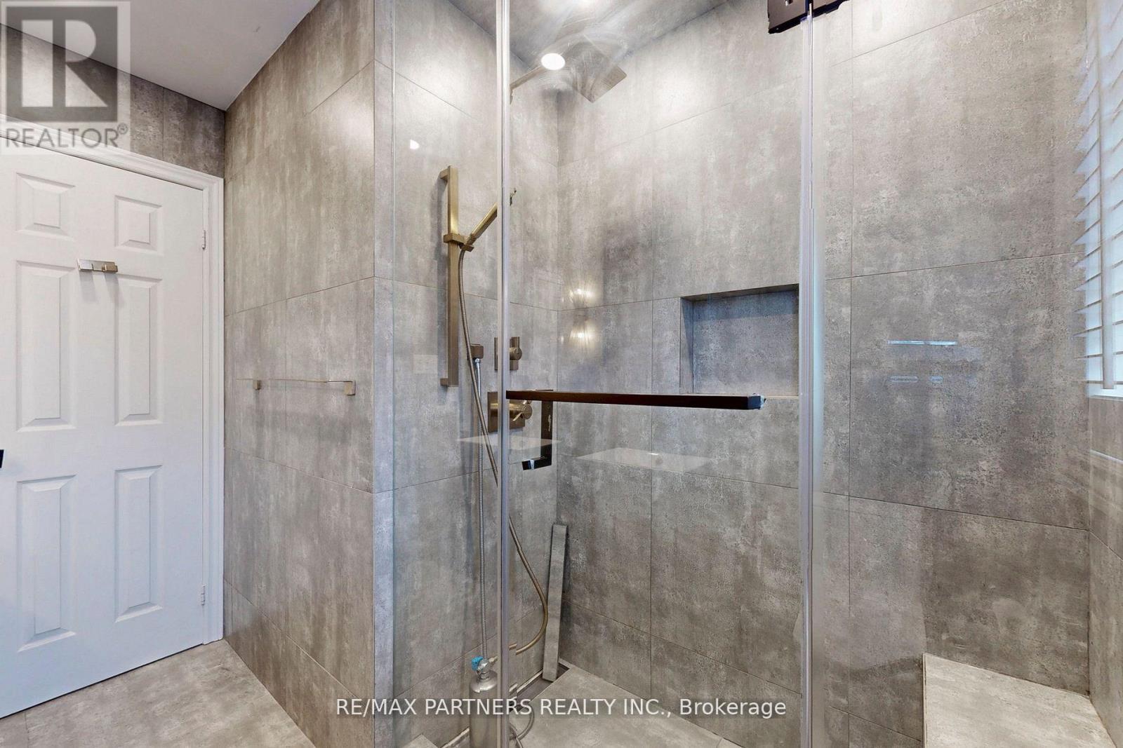 31 Eyer Drive, Markham (Cachet), Ontario  L6C 1T8 - Photo 35 - N12412944