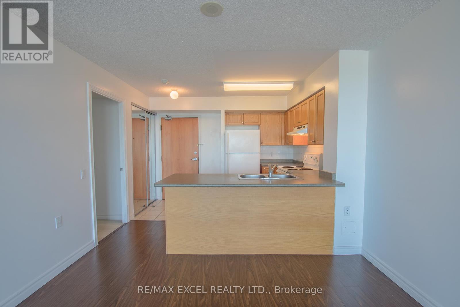 316 - 9017 Leslie Street, Richmond Hill, Ontario  L4B 3B6 - Photo 10 - N12412956