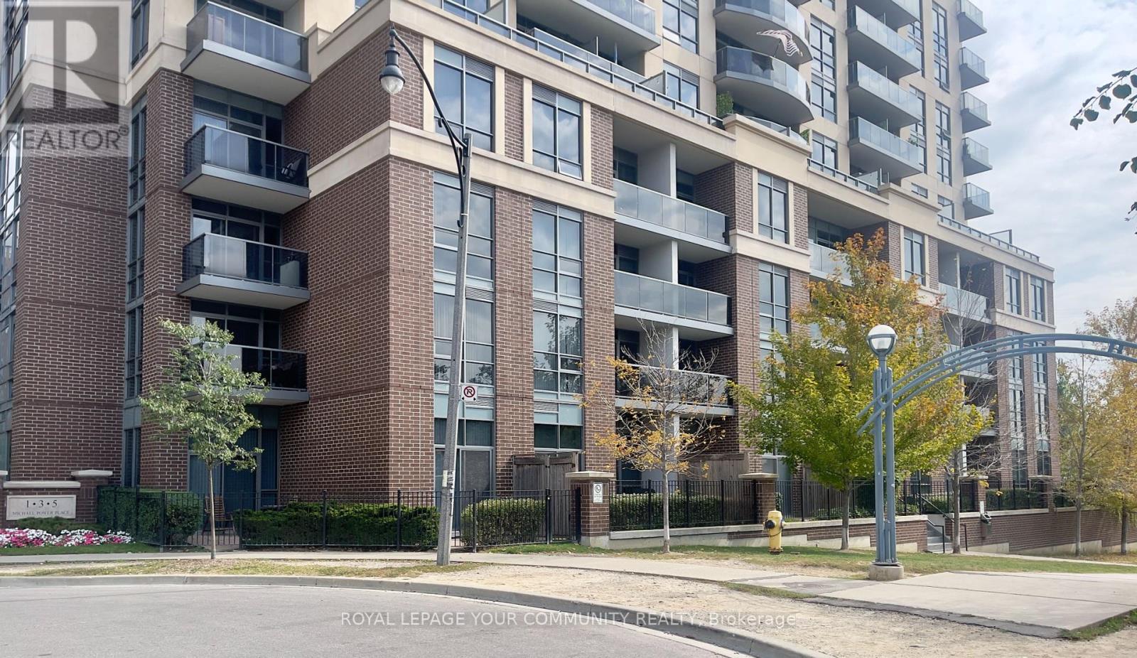 701 - 1 Michael Power Place, Toronto, Ontario  M9A 0A5 - Photo 14 - W12346992