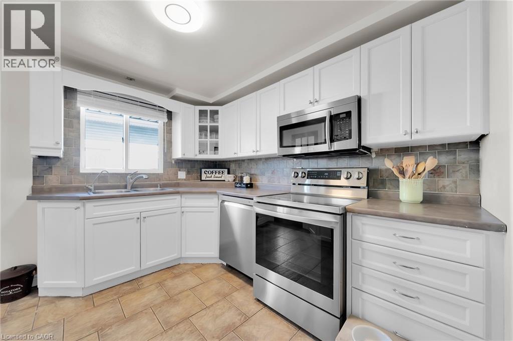 43 Elma Street, St. Catharines, Ontario  L2N 6Z2 - Photo 7 - 40771195