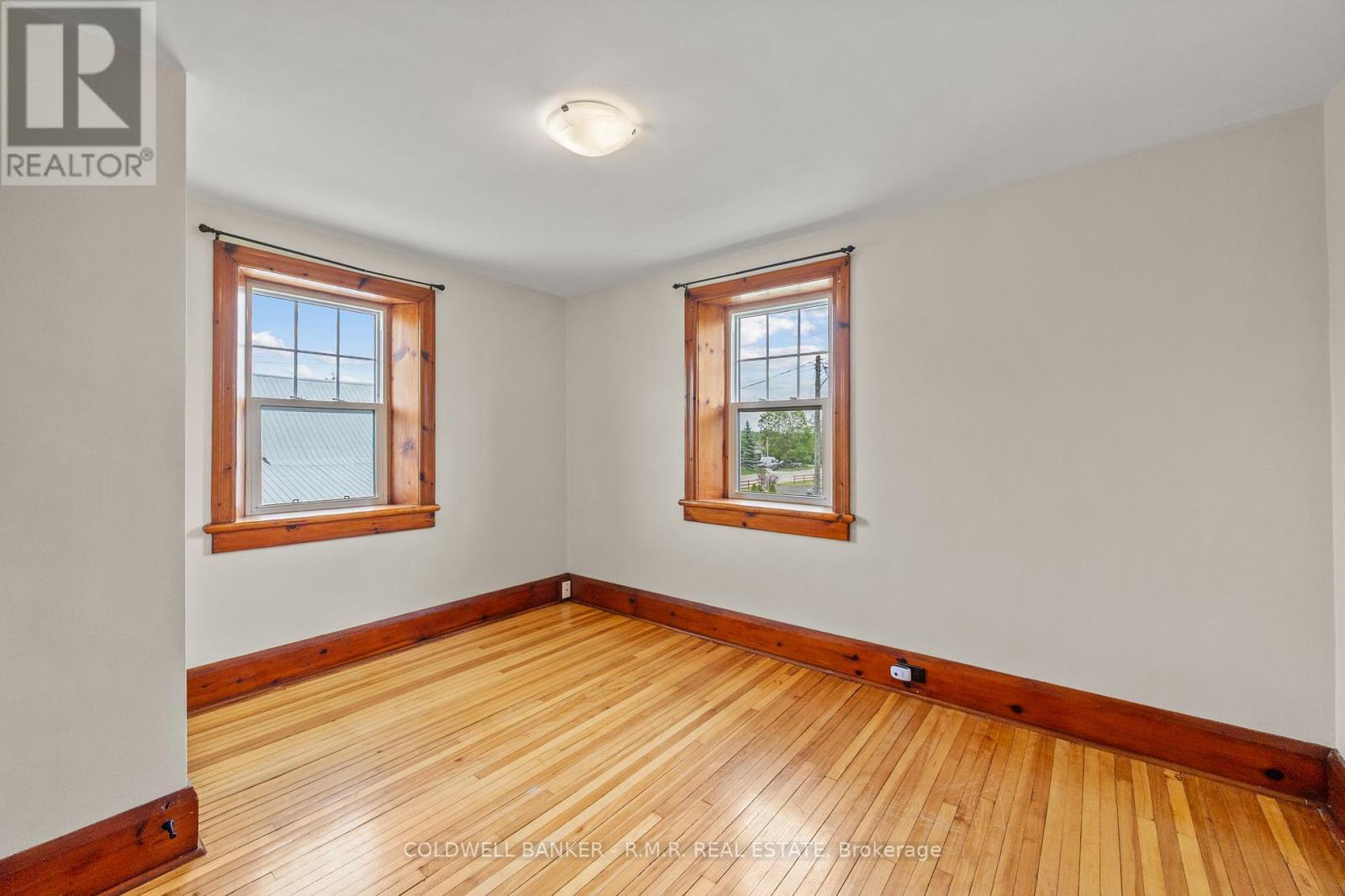 269 Glenarm Road, Kawartha Lakes, Ontario  K0M 2T0 - Photo 22 - X12413149