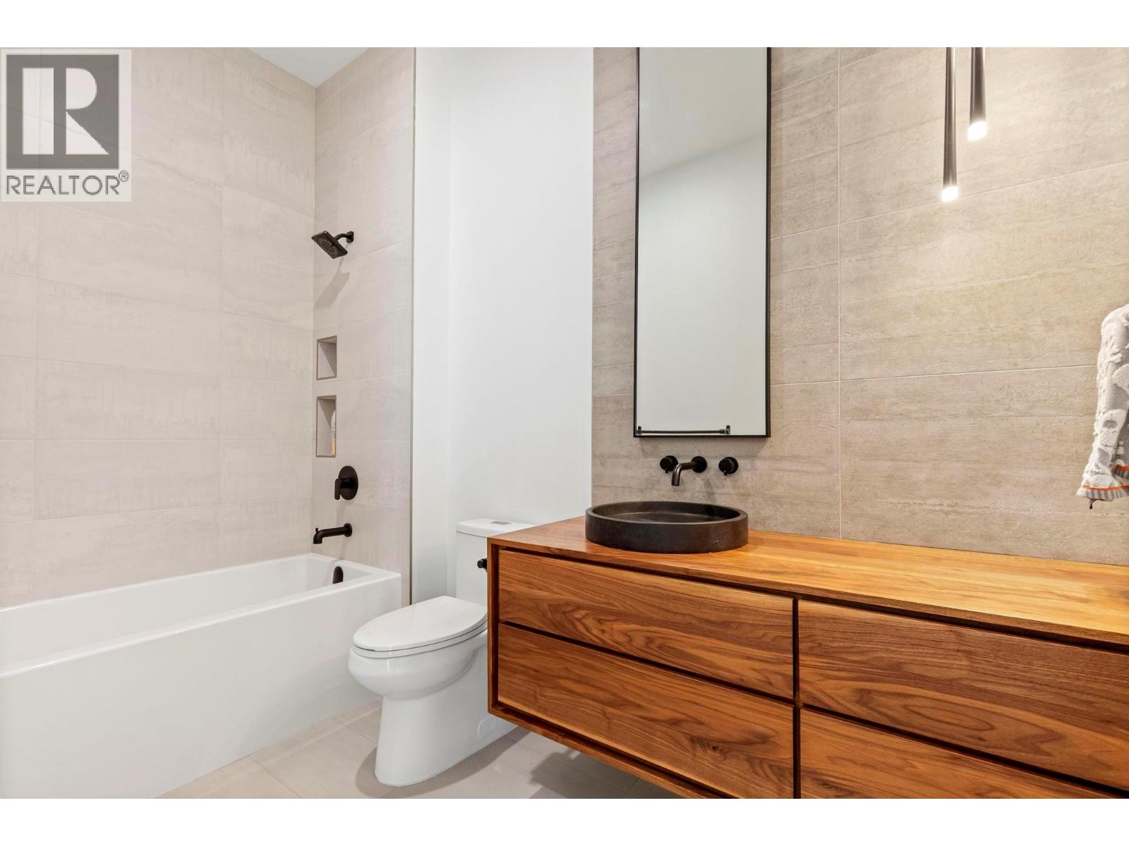 120 Sunset Boulevard, Vernon, British Columbia  V1H 1T7 - Photo 61 - 10362635