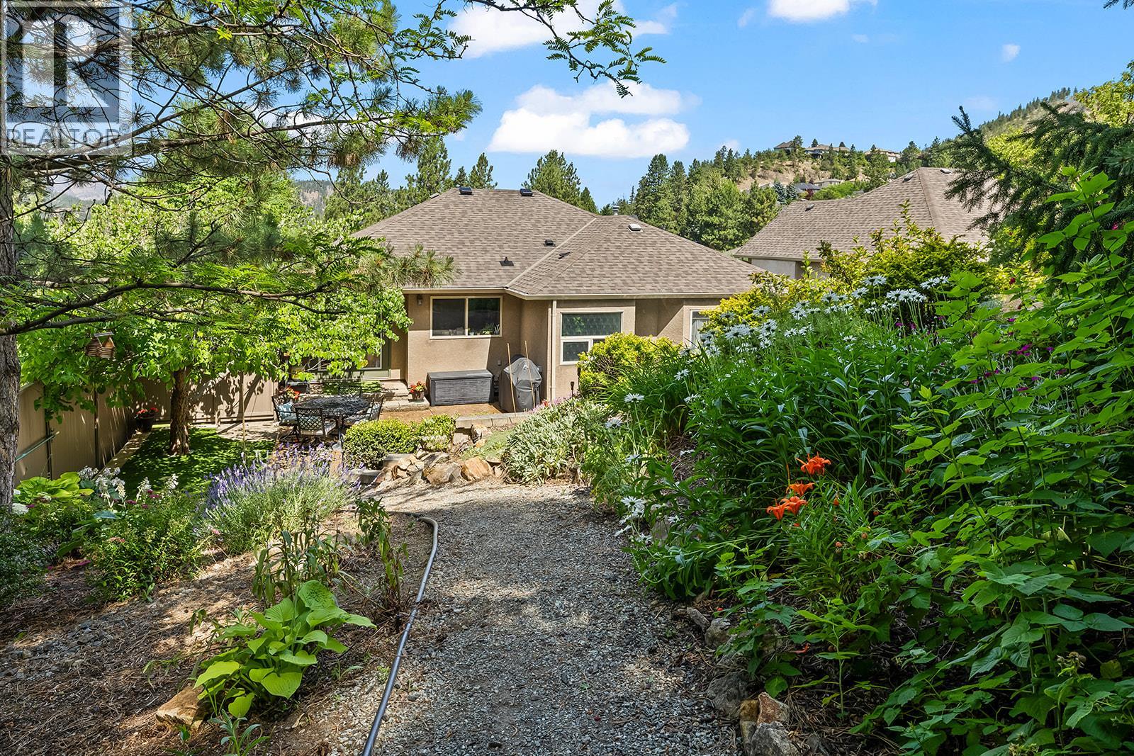 2113 Bowron Street, Kelowna, British Columbia  V1V 2L6 - Photo 53 - 10363108