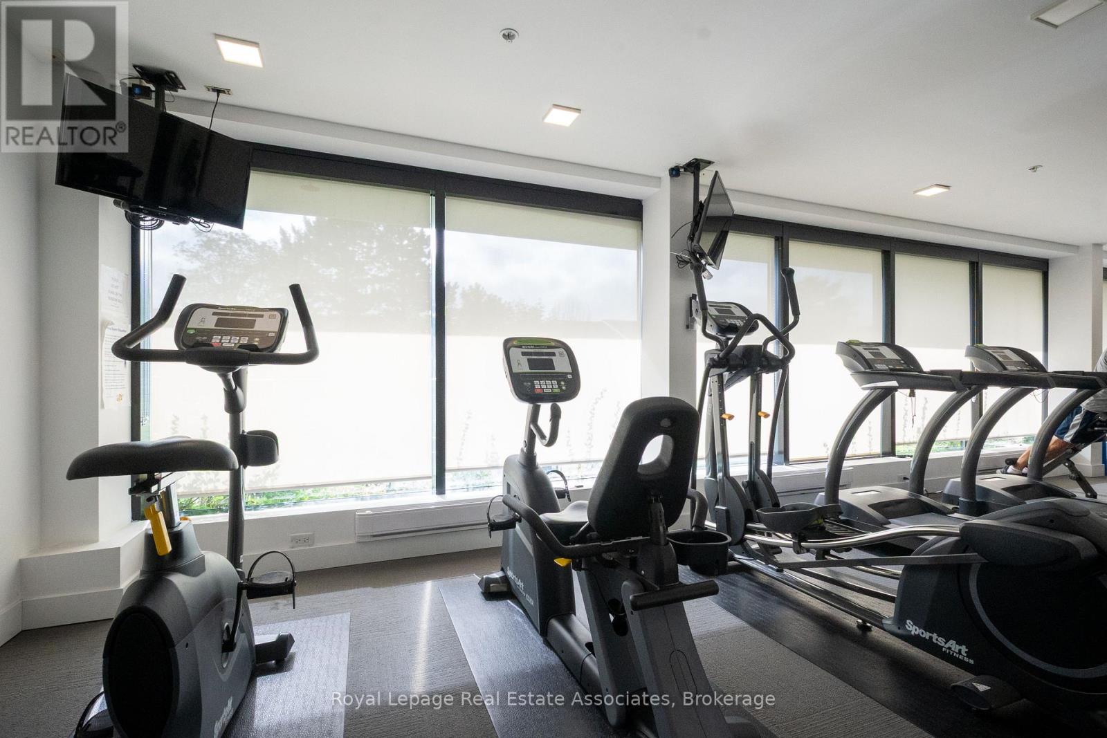 108 - 3170 Erin Mills Parkway, Mississauga, Ontario  L5L 0B6 - Photo 17 - W12379669