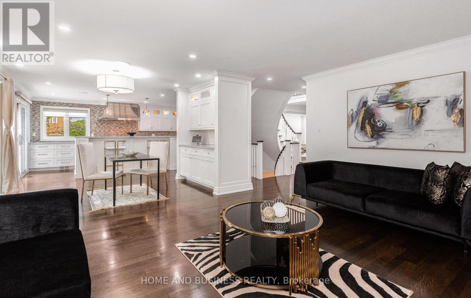 2192 Oakmead Boulevard, Oakville, Ontario  L6H 6B4 - Photo 12 - W12412970