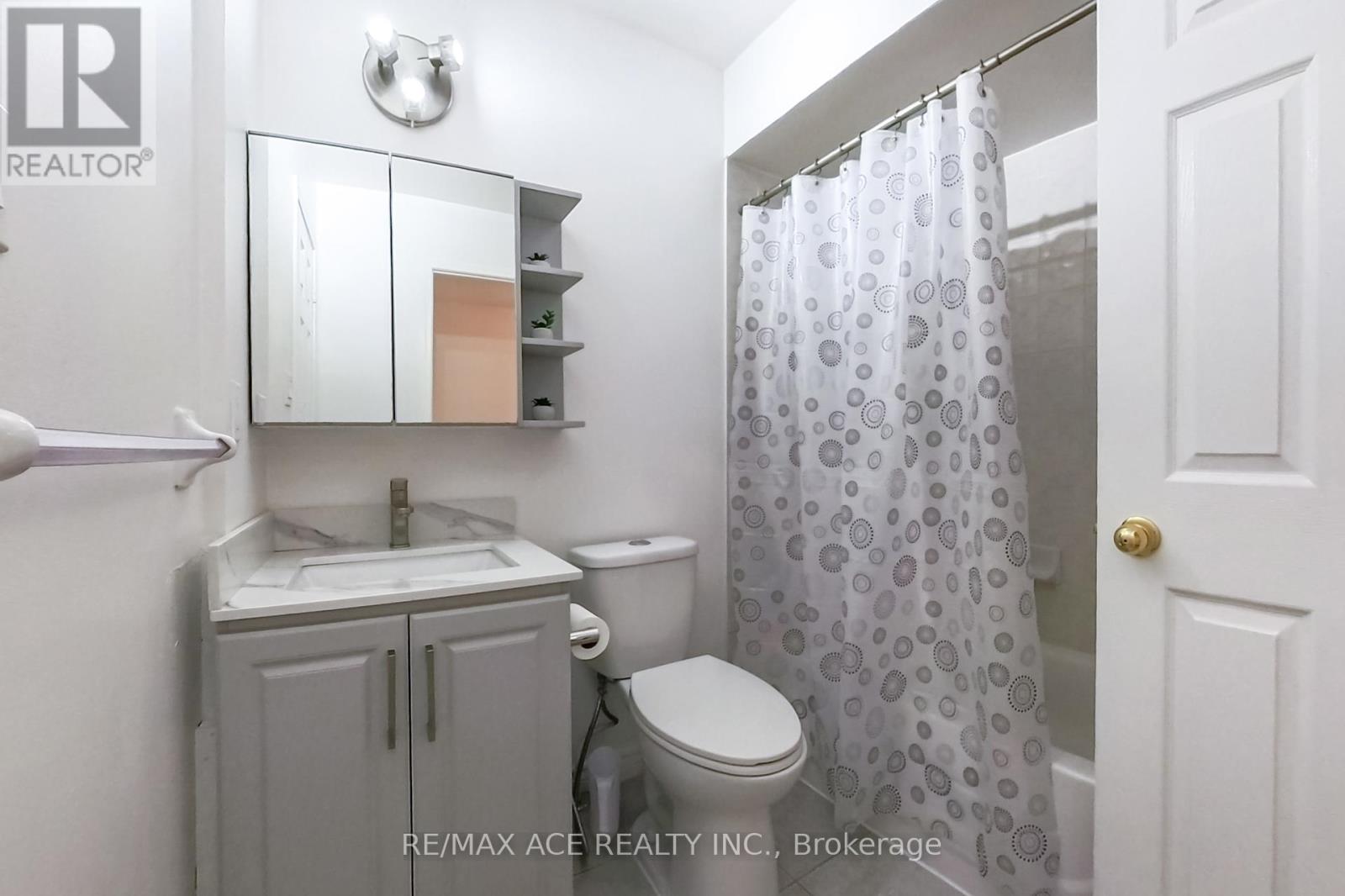 22 - 1525 South Parade Court, Mississauga (East Credit), Ontario  L5M 6E9 - Photo 27 - W12412988