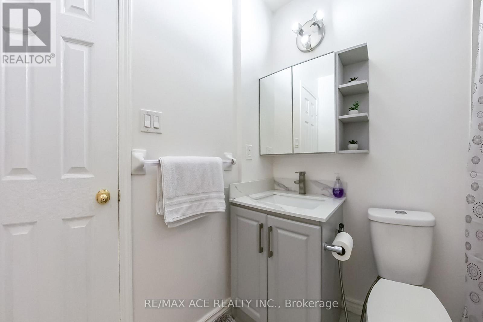 22 - 1525 South Parade Court, Mississauga (East Credit), Ontario  L5M 6E9 - Photo 28 - W12412988