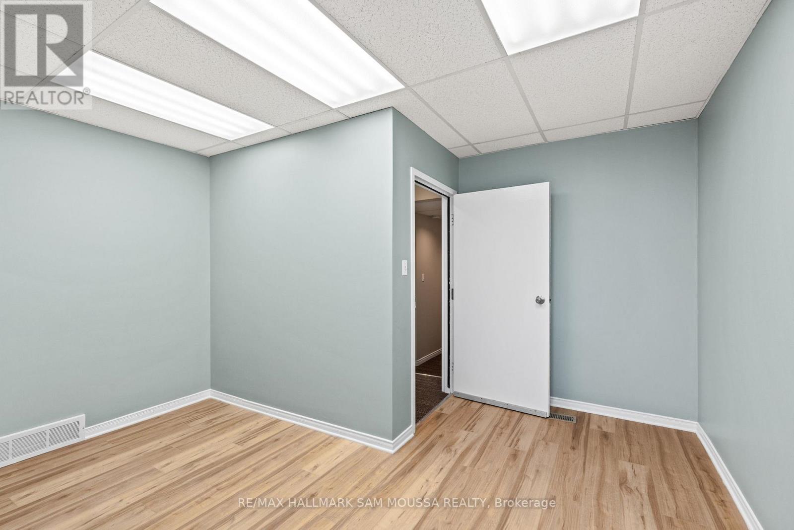 200 - 437 Gilmour Street, Ottawa, Ontario  K2P 0R5 - Photo 17 - X11921085