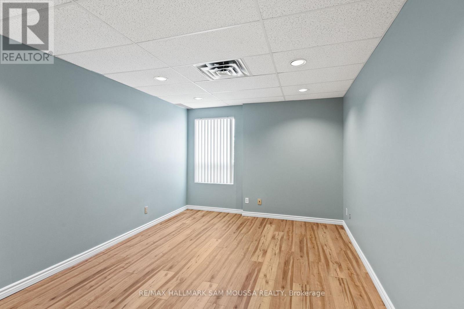 200 - 437 Gilmour Street, Ottawa, Ontario  K2P 0R5 - Photo 11 - X11921085