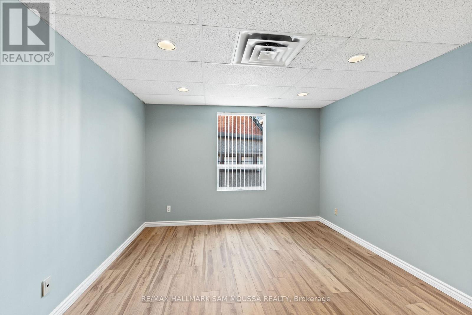 200 - 437 Gilmour Street, Ottawa, Ontario  K2P 0R5 - Photo 14 - X11921085