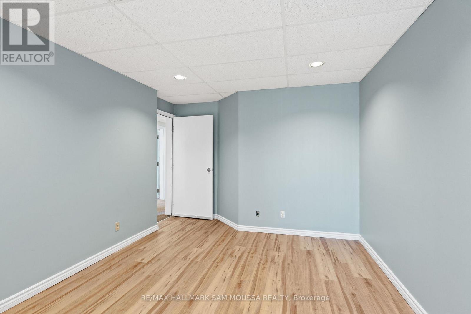 200 - 437 Gilmour Street, Ottawa, Ontario  K2P 0R5 - Photo 5 - X11921085