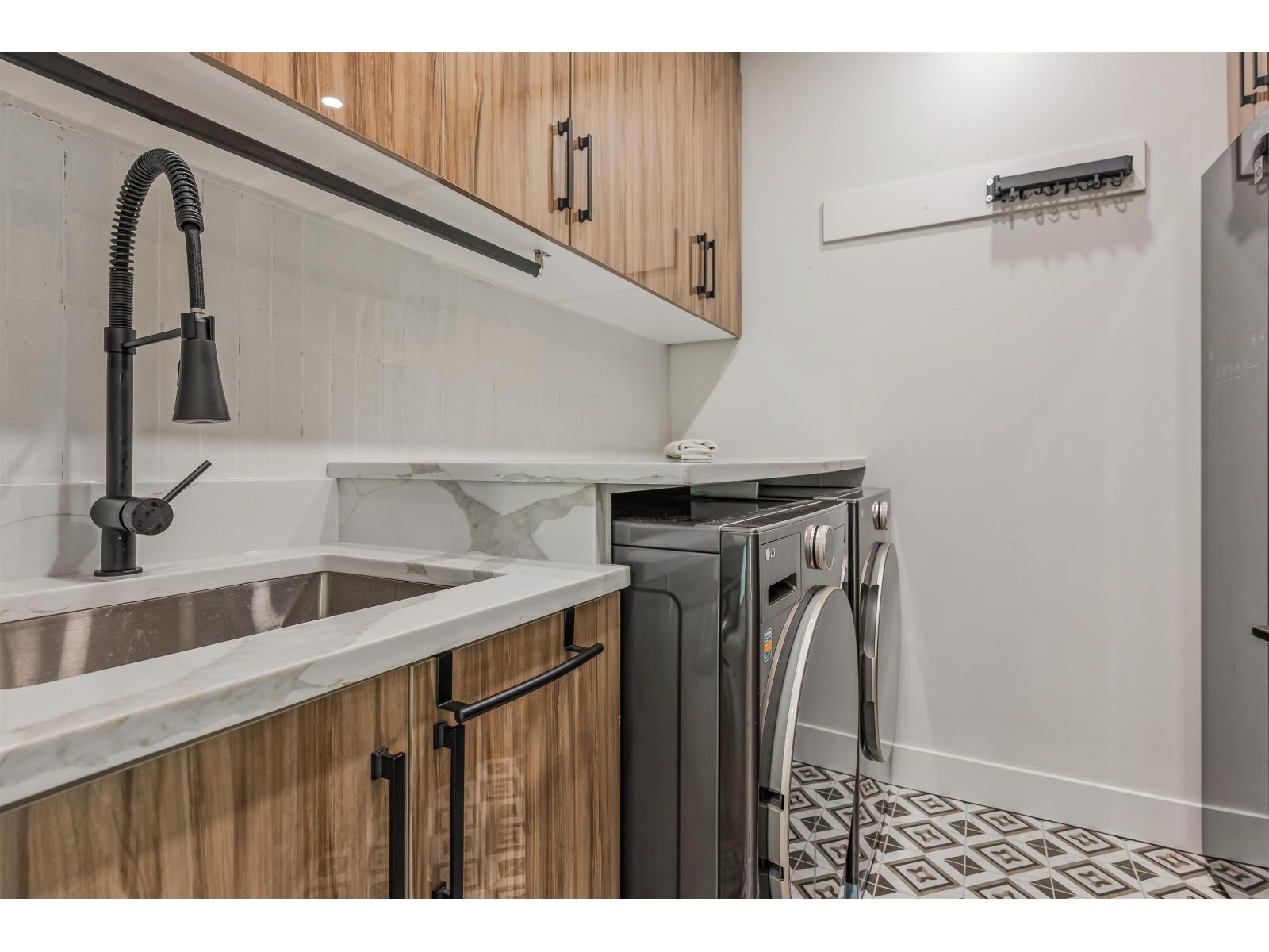 3278 198 Street, Langley, British Columbia  V3A 7L6 - Photo 35 - R3049668