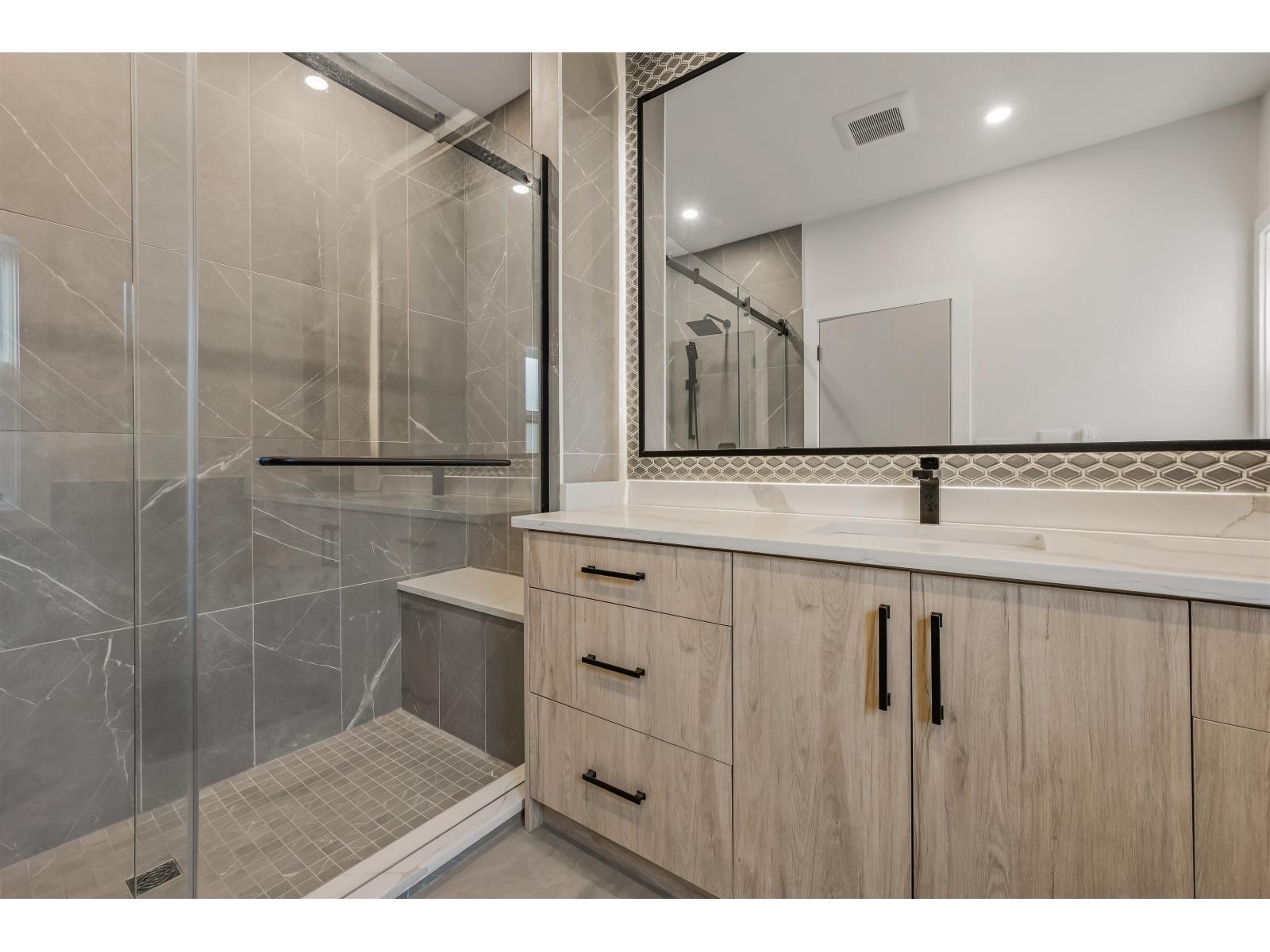 3278 198 Street, Langley, British Columbia  V3A 7L6 - Photo 32 - R3049668