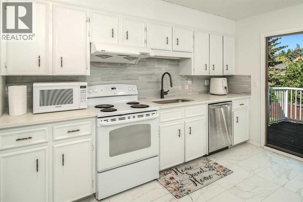403 Edenwold Drive Nw, Calgary, Alberta  T3A 3W4 - Photo 10 - A2226477