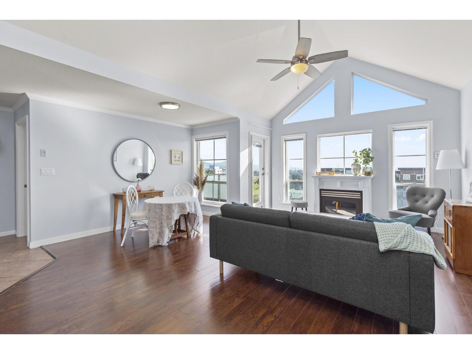 310 33150 4 Avenue, Mission, British Columbia  V2V 7A3 - Photo 3 - R3049550