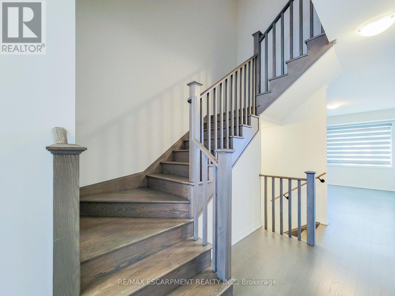 4 - 10 Freedom Crescent, Hamilton, Ontario  L0R 1W0 - Photo 16 - X12412940