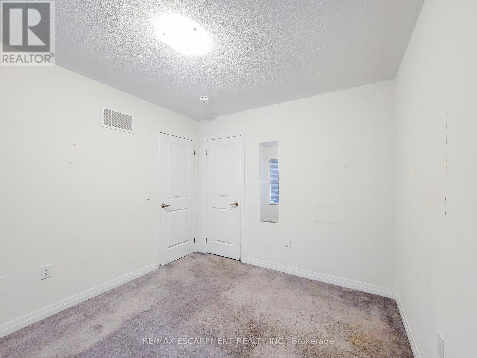 4 - 10 Freedom Crescent, Hamilton, Ontario  L0R 1W0 - Photo 21 - X12412940