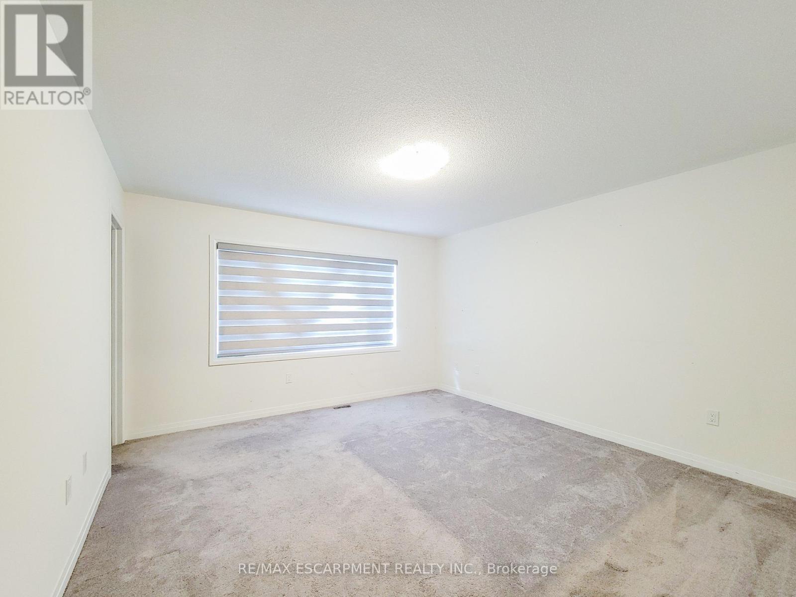 4 - 10 Freedom Crescent, Hamilton, Ontario  L0R 1W0 - Photo 24 - X12412940