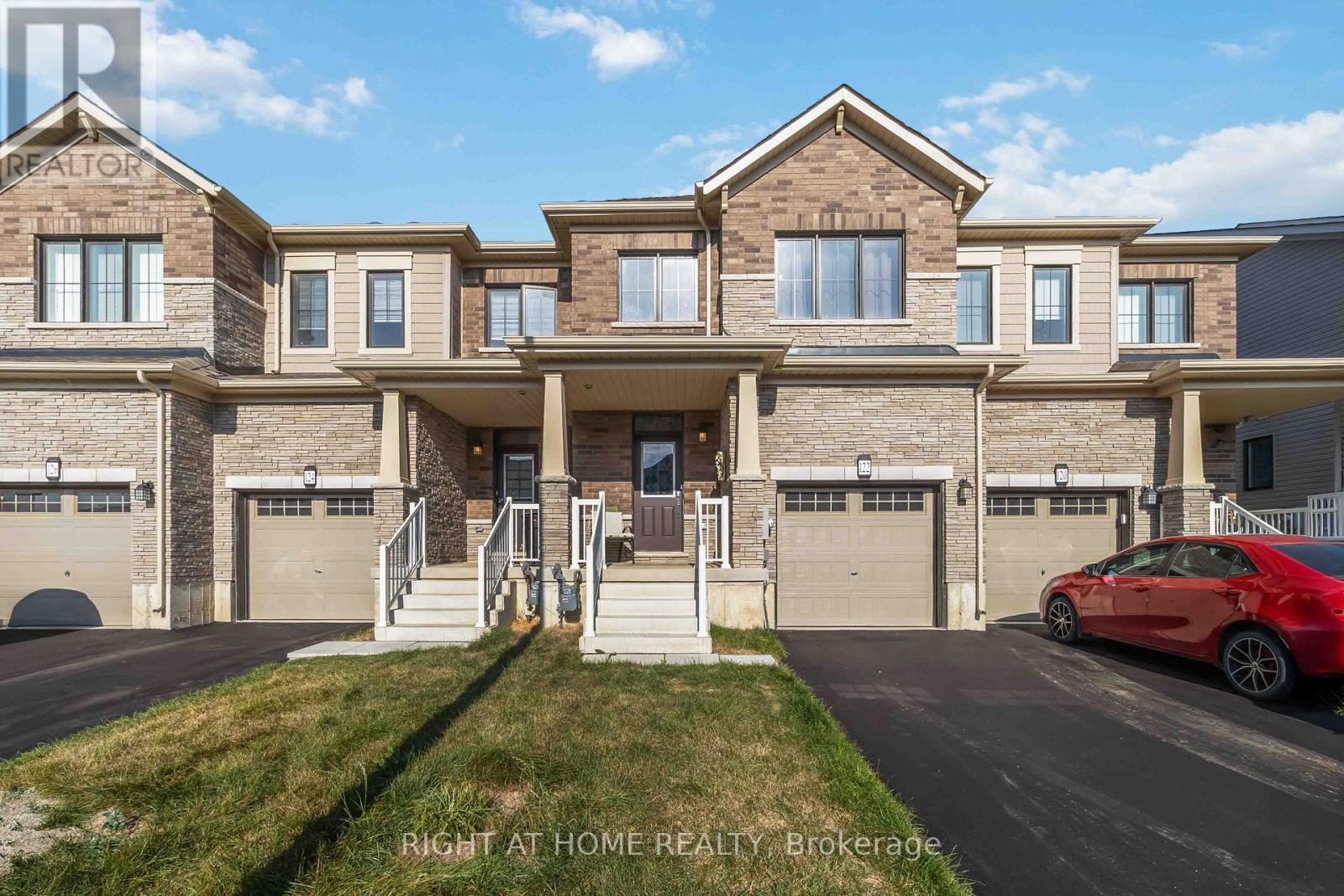 122 Granville Crescent, Haldimand, Ontario  N3W 0J5 - Photo 1 - X12412963