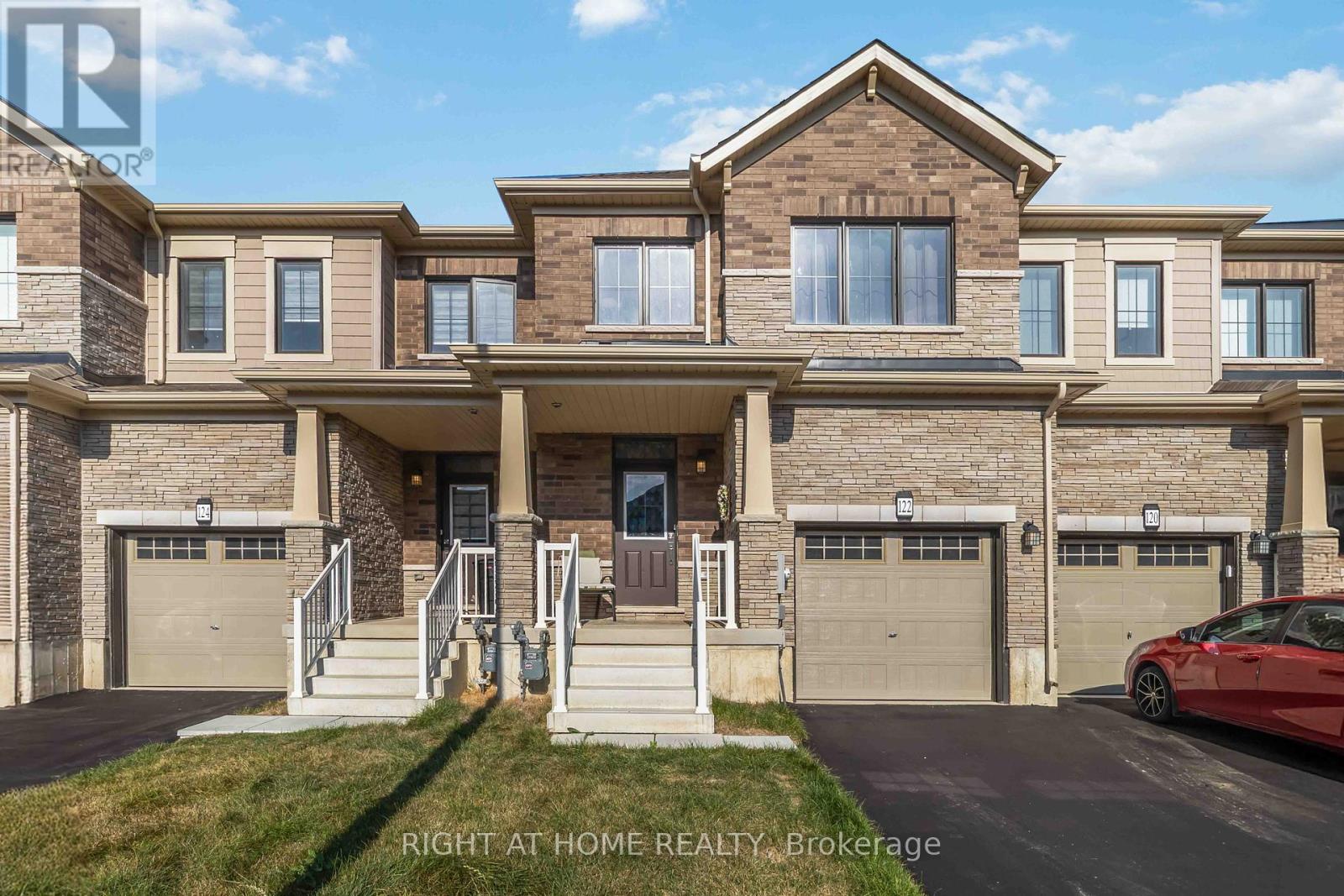 122 Granville Crescent, Haldimand, Ontario  N3W 0J5 - Photo 2 - X12412963