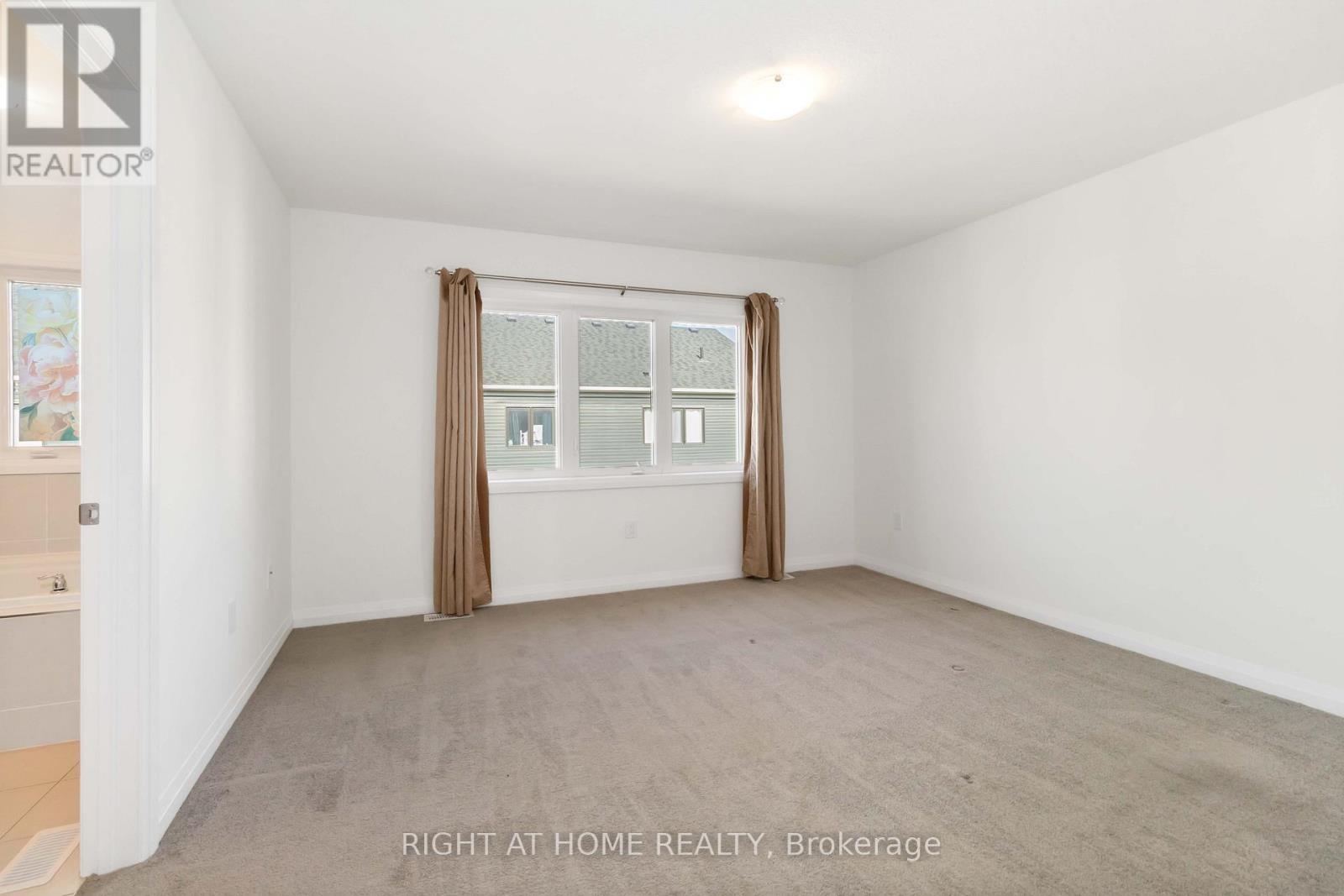 122 Granville Crescent, Haldimand, Ontario  N3W 0J5 - Photo 20 - X12412963