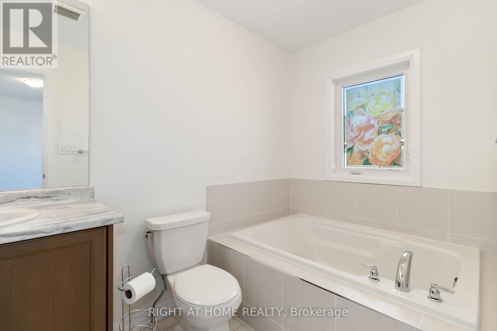 122 Granville Crescent, Haldimand, Ontario  N3W 0J5 - Photo 25 - X12412963