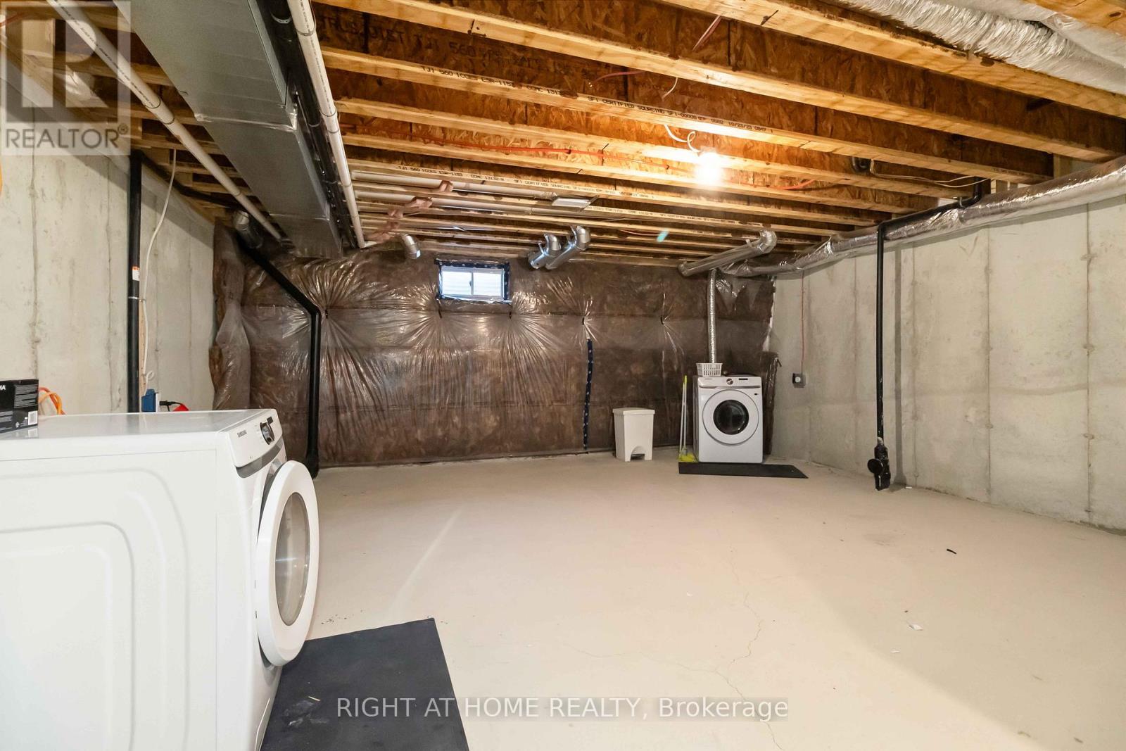 122 Granville Crescent, Haldimand, Ontario  N3W 0J5 - Photo 27 - X12412963
