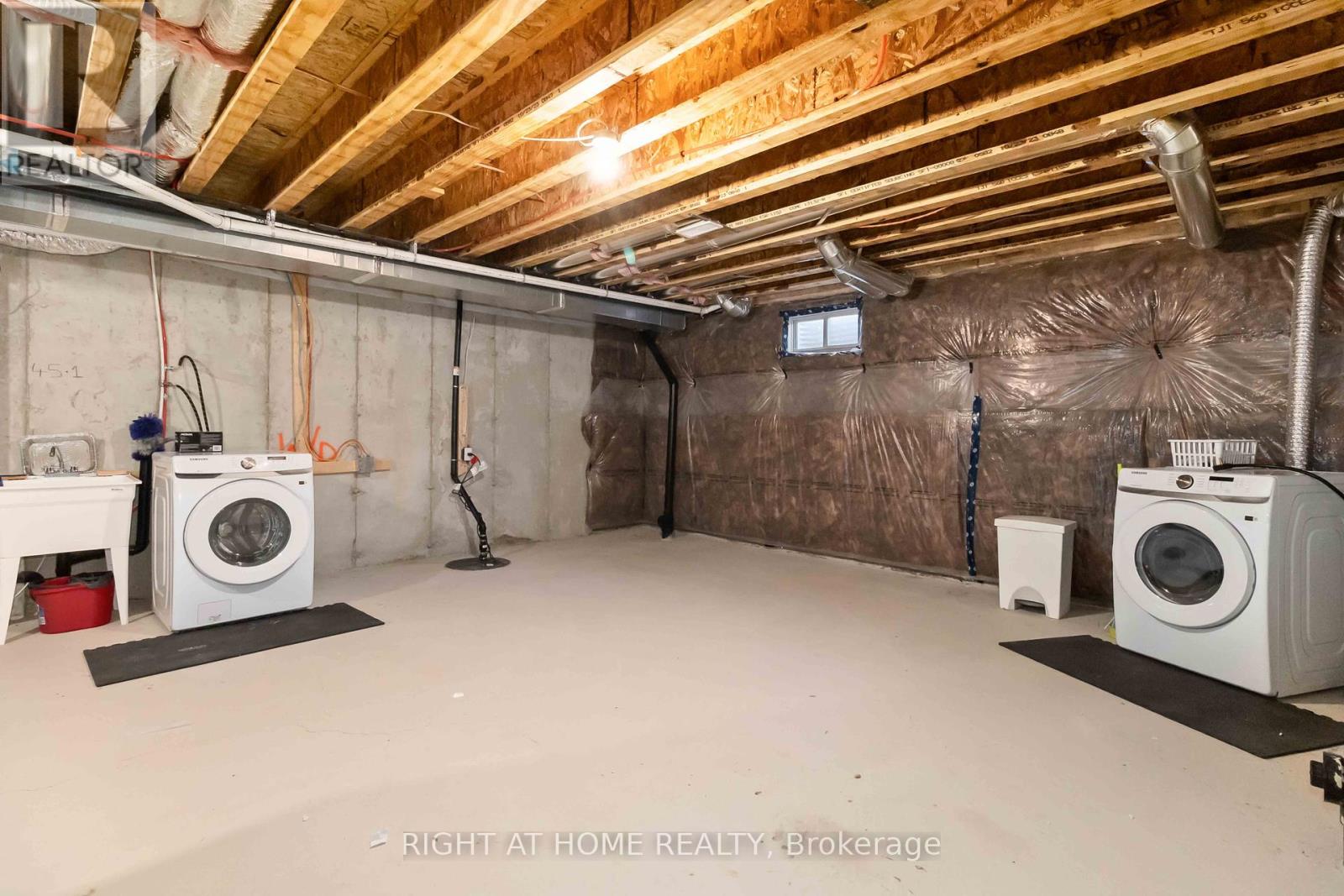 122 Granville Crescent, Haldimand, Ontario  N3W 0J5 - Photo 28 - X12412963