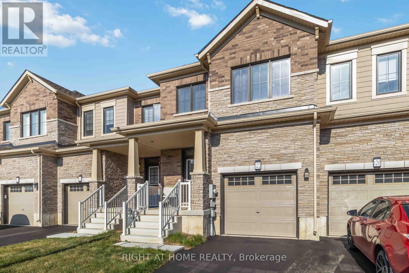122 Granville Crescent, Haldimand, Ontario  N3W 0J5 - Photo 3 - X12412963