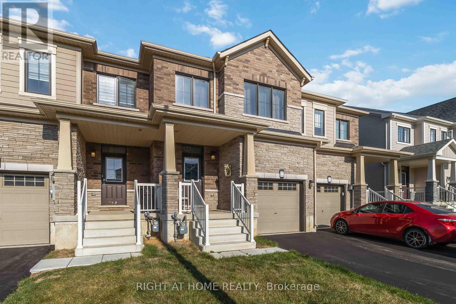 122 Granville Crescent, Haldimand, Ontario  N3W 0J5 - Photo 4 - X12412963