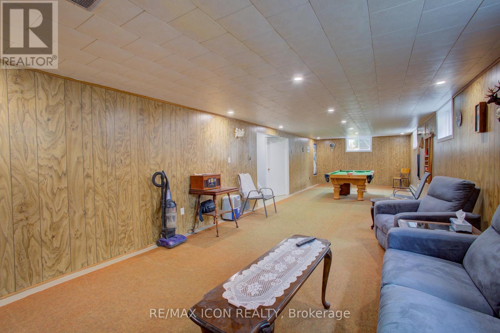 102 Byeland Drive, Wellington North, Ontario  N0G 2L2 - Photo 28 - X12412965
