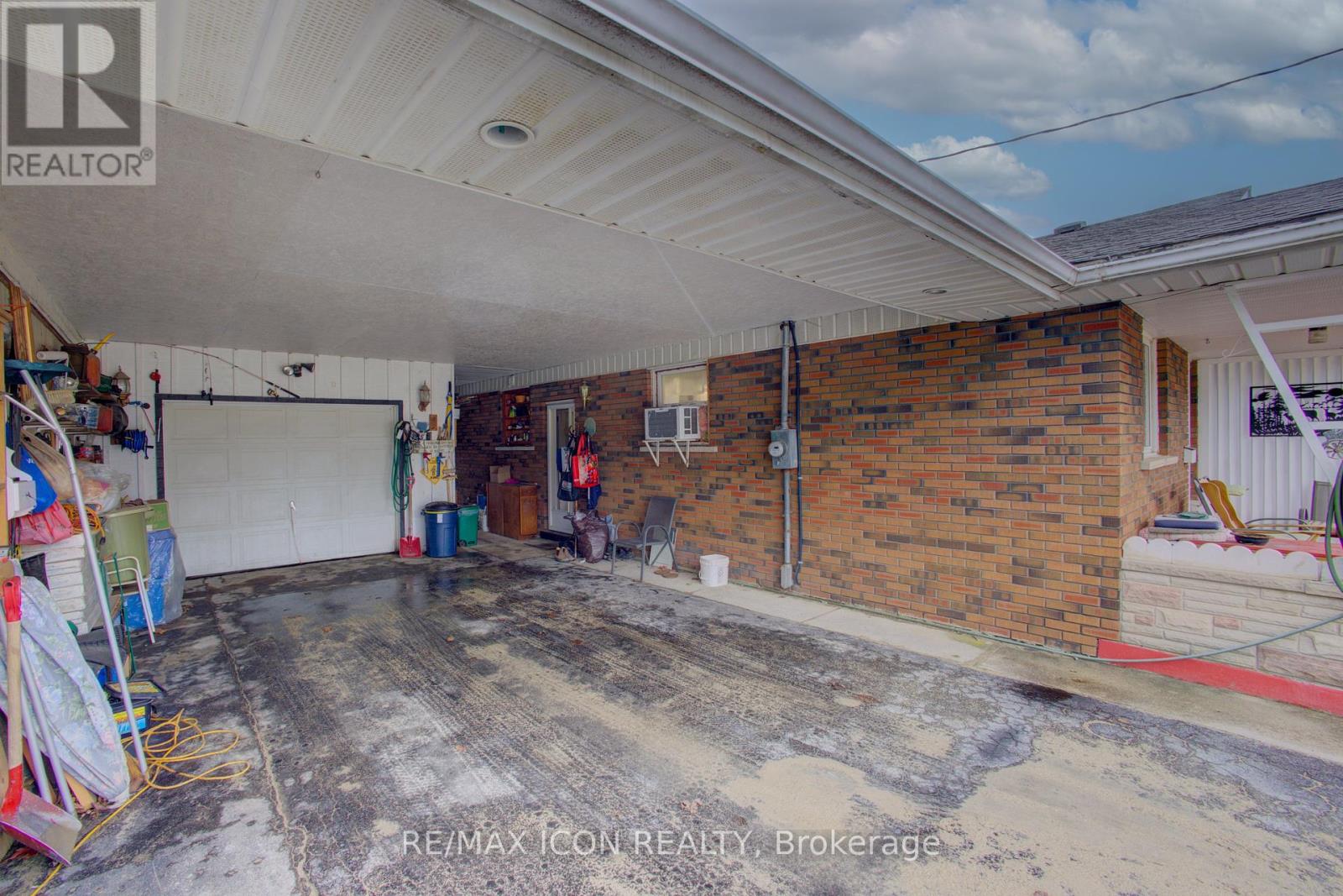 102 Byeland Drive, Wellington North, Ontario  N0G 2L2 - Photo 29 - X12412965