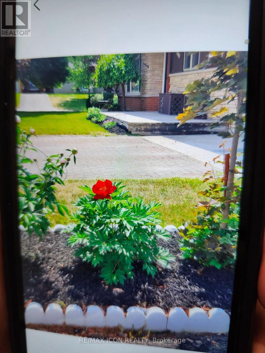 102 Byeland Drive, Wellington North, Ontario  N0G 2L2 - Photo 39 - X12412965