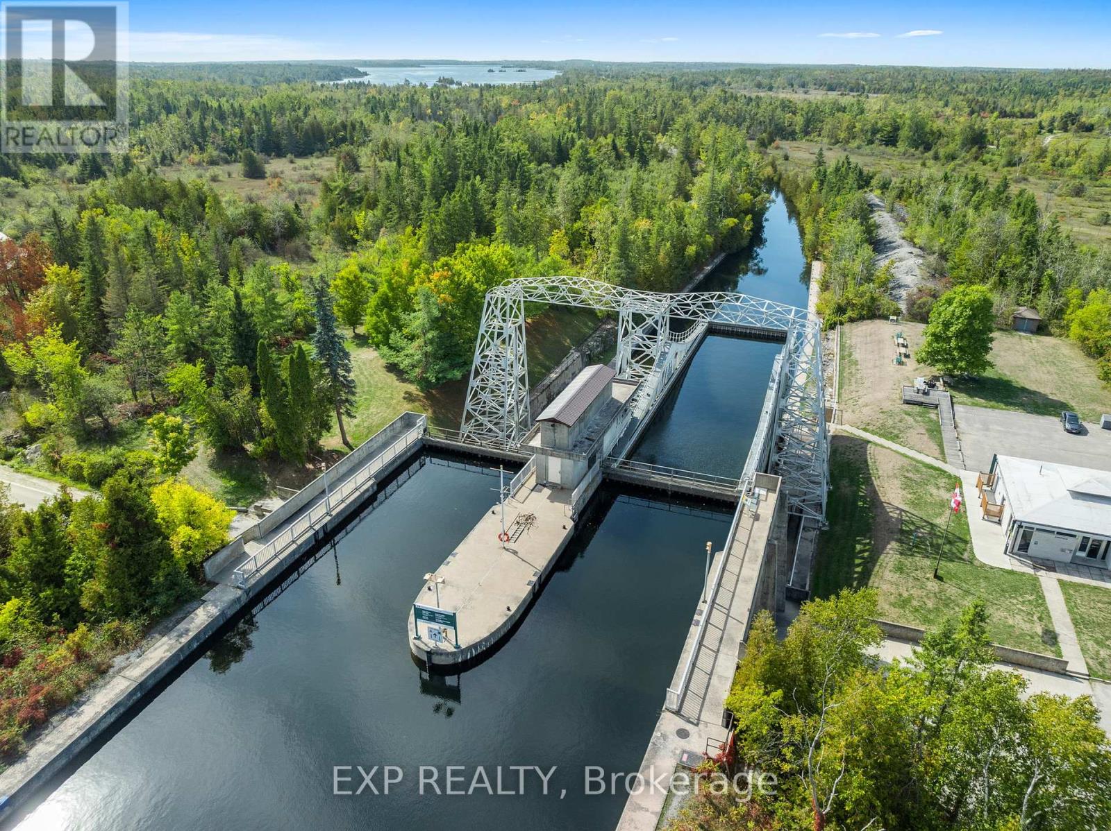 2 Talbot River Road, Kawartha Lakes, Ontario  K0M 2T0 - Photo 12 - X12412968