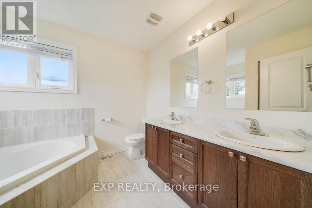 9 Todd Crescent, Southgate, Ontario  N0C 1B0 - Photo 24 - X12412969