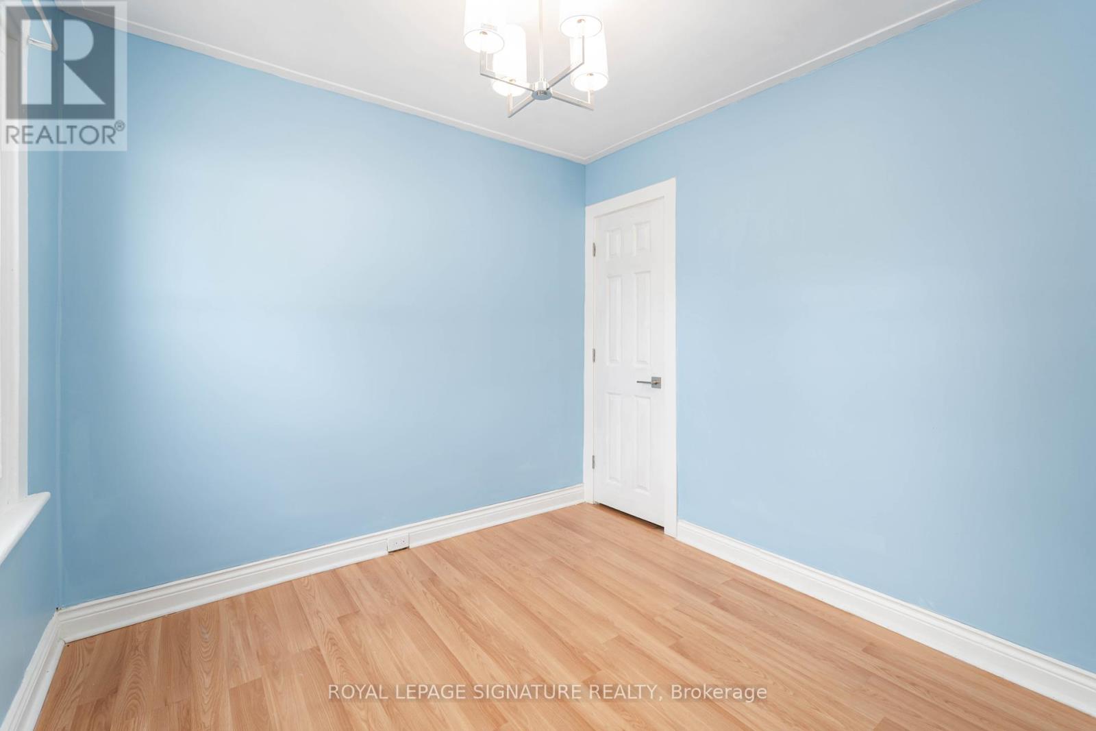 84 Frederick Avenue, Hamilton (Crown Point), Ontario  L8H 4K6 - Photo 21 - X12412972