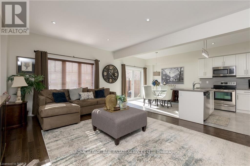 124 Shoreview Place, Hamilton, Ontario  L8E 0J4 - Photo 4 - X12412999
