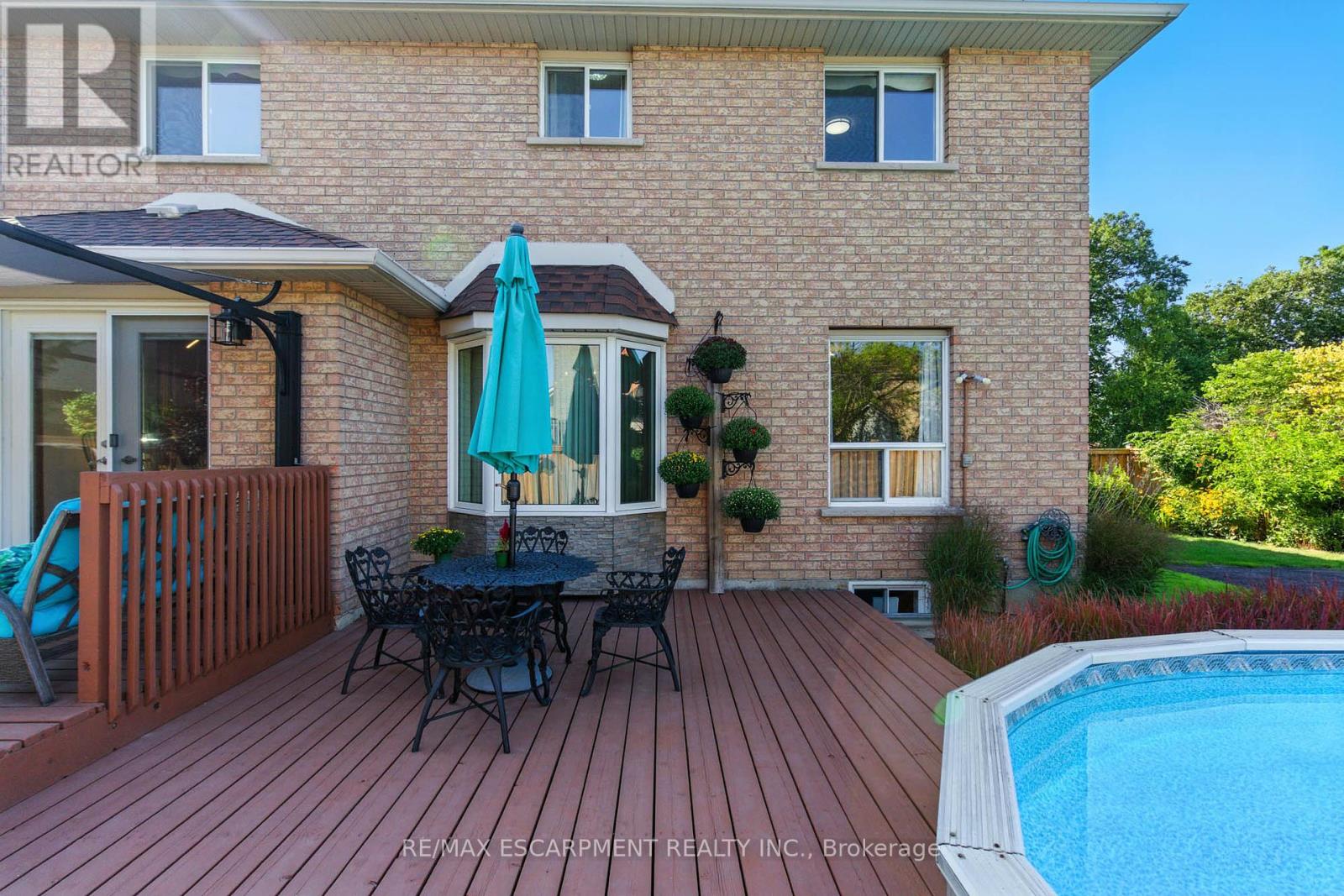 10 Shadowdale Drive, Hamilton, Ontario  L8E 5E7 - Photo 46 - X12413010
