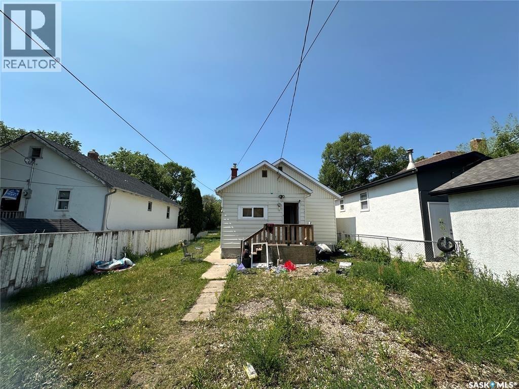 322 H Avenue S, Saskatoon, Saskatchewan  S7M 1W3 - Photo 10 - SK018781