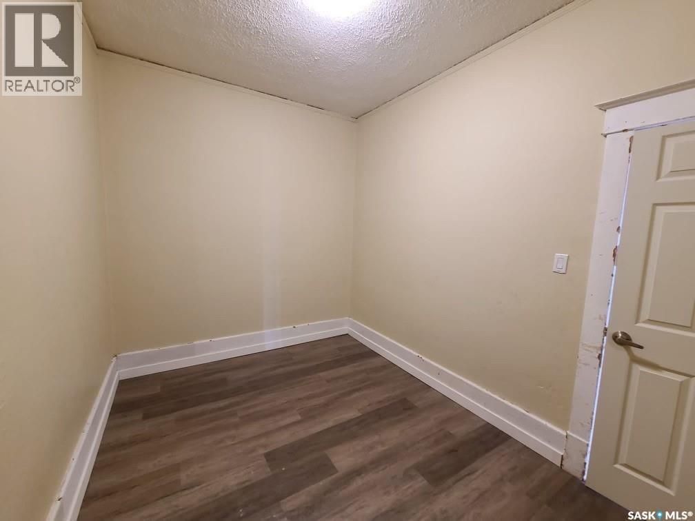 322 H Avenue S, Saskatoon, Saskatchewan  S7M 1W3 - Photo 5 - SK018781