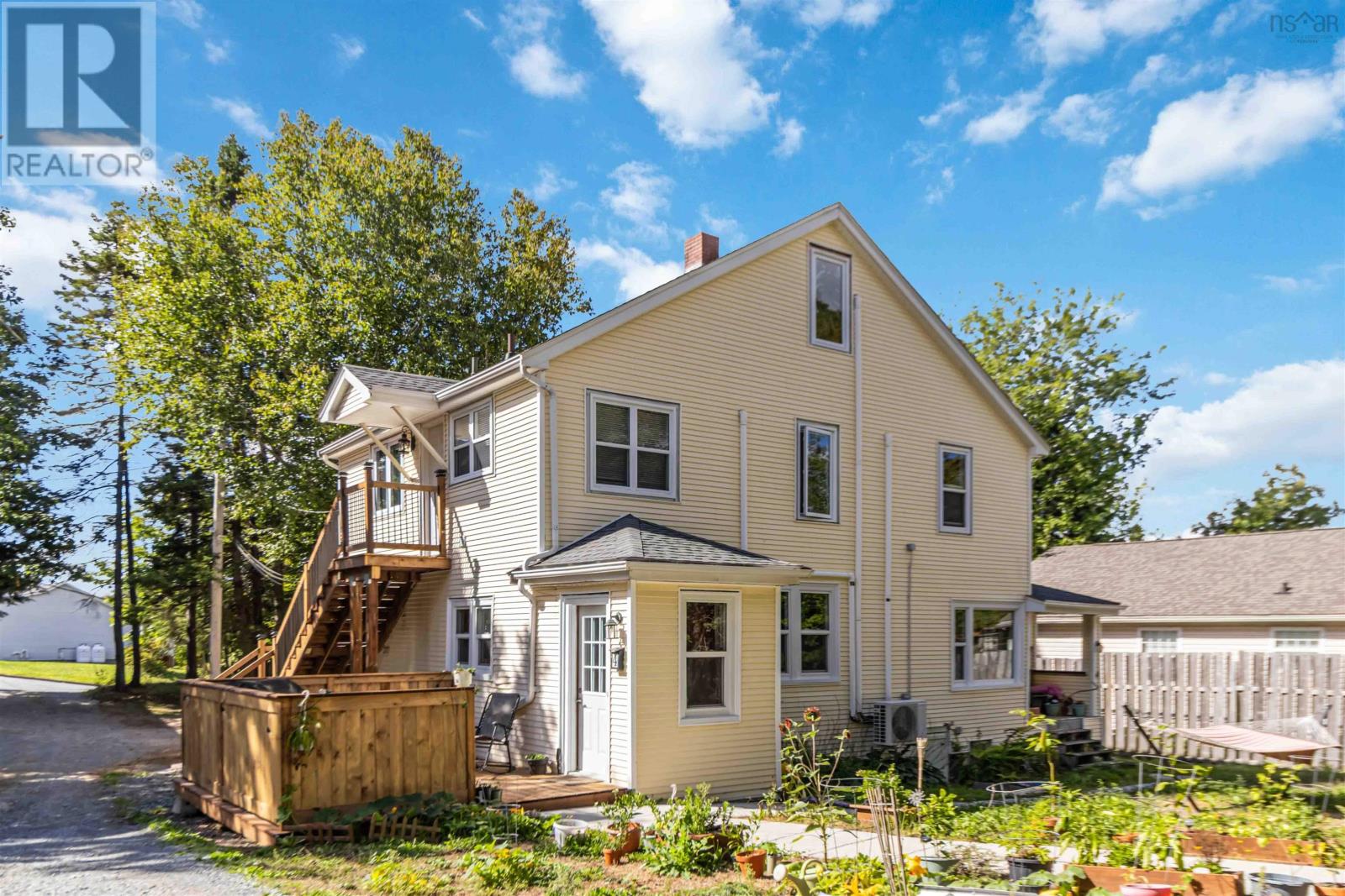 4 & 6 Hemlock Street, Dartmouth, Nova Scotia  B2X 3T3 - Photo 2 - 202523721