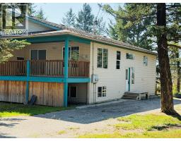 1B Wolf Crescent, windermere, British Columbia